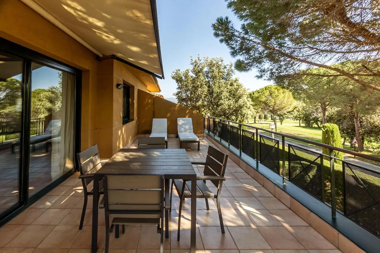 Apartahotel Suites Vila Birdie Navata 4*,  Spanje
