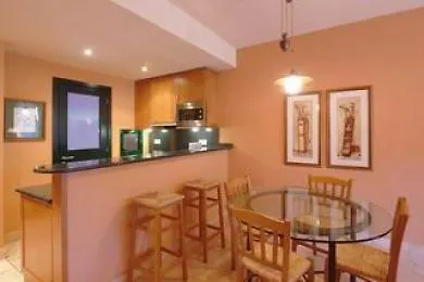 Aparthotel Apartahotel Suites Vila Birdie Navata