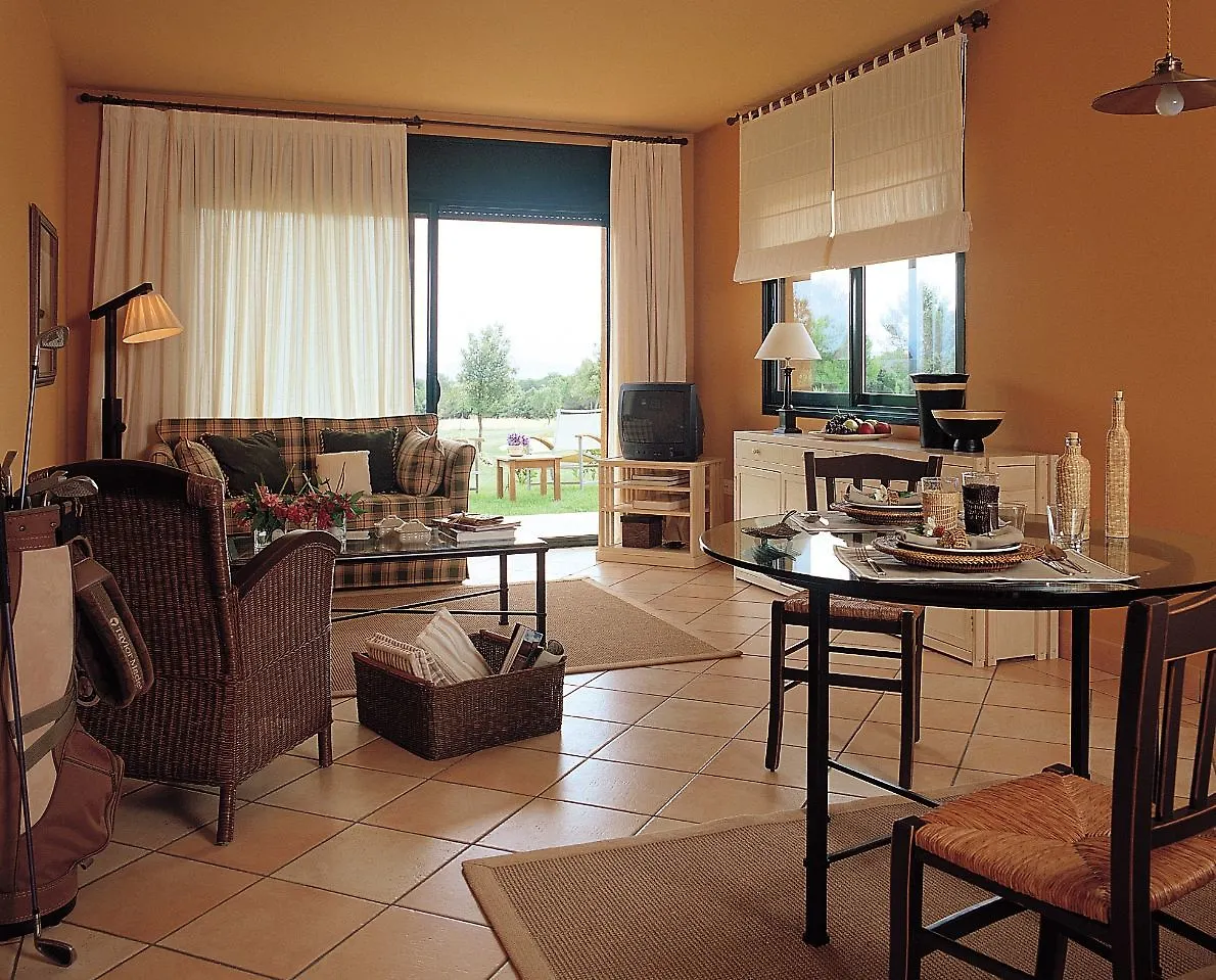 Apartahotel Suites Vila Birdie Navata Spanje