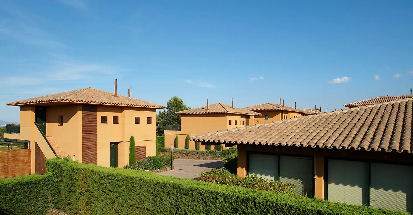 Apartahotel Suites Vila Birdie Navata