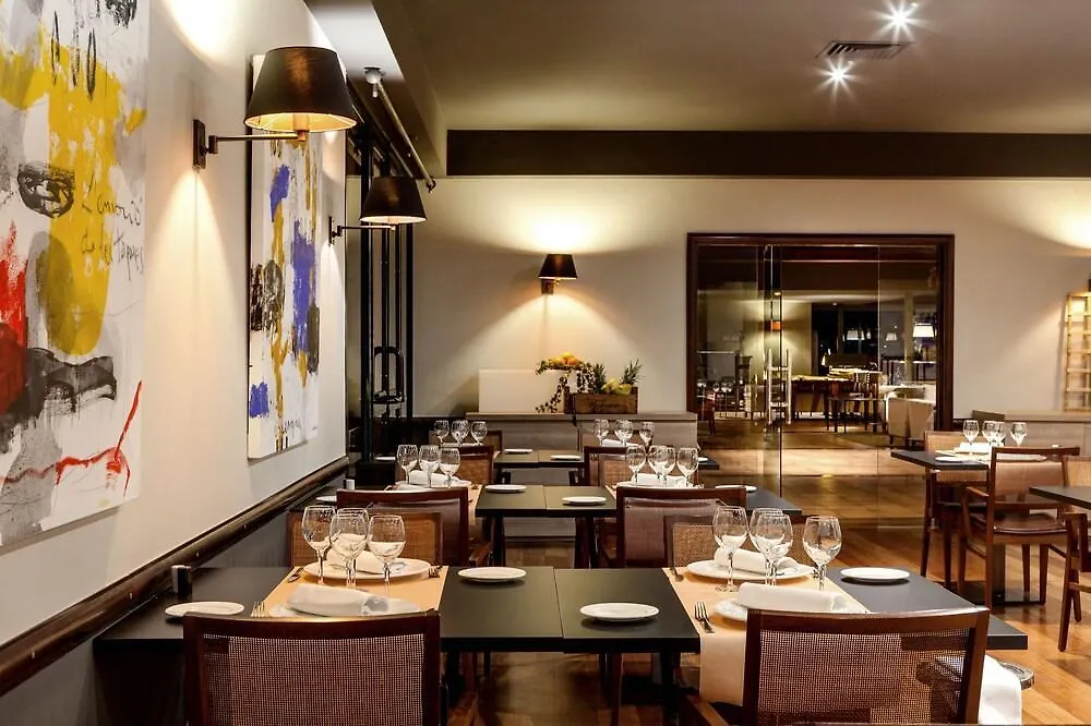 Aparthotel Apartahotel Suites Vila Birdie Navata